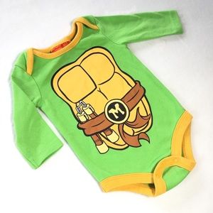 4/25$ 🦋 Ninja Turtles long sleeved onesie